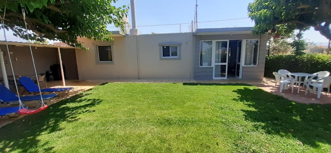 Villa Petrakis Afrathias Garden House Kalamaki  Exterior foto